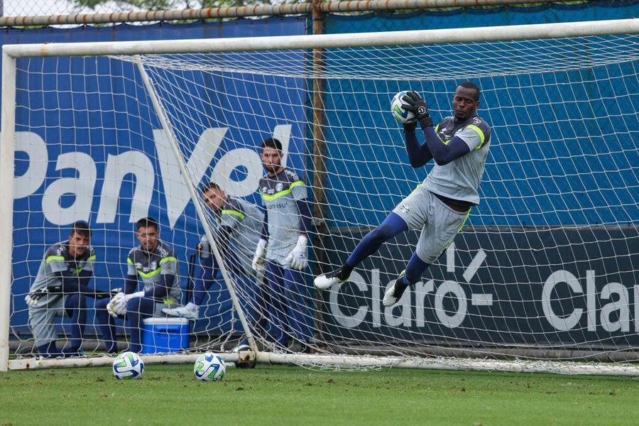 Goleiro Ca&iacute;que, do Gr&ecirc;mio