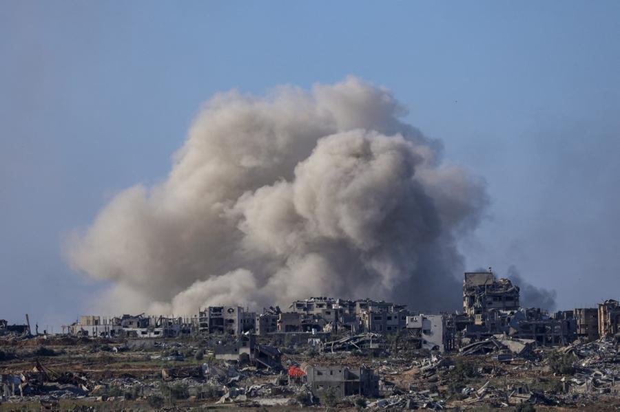 Benjamin Netanyahu afirmou que deseja manter "a press&atilde;o militar" na Faixa de Gaza