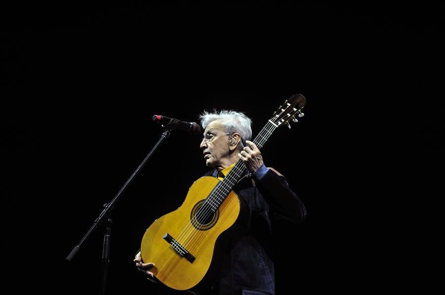 Caetano Veloso tem 81 anos