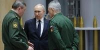 Putin observa tentativas externas de desestabilizar a Rússia
