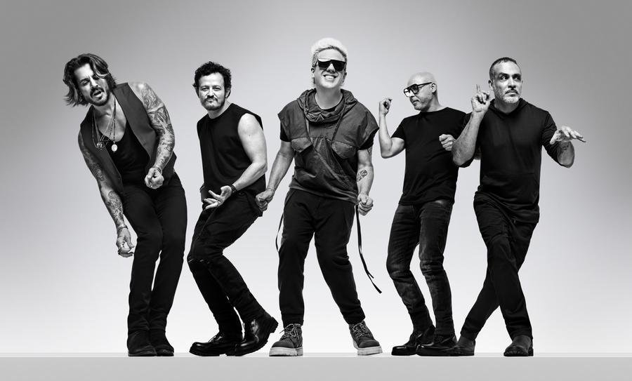 Flausino, Marco T&uacute;lio, PJ, Buzelin e Paulinho, escolheram 25 grandes sucessos para tocar no show