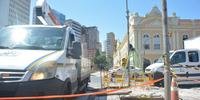 Explosão de bueiro foi registrada no Centro de Porto Alegre