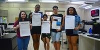 Alunos do Ensino Médio de Escolas de Porto Alegre elaboram capa do Correio do Povo com Perspectiva para 2024