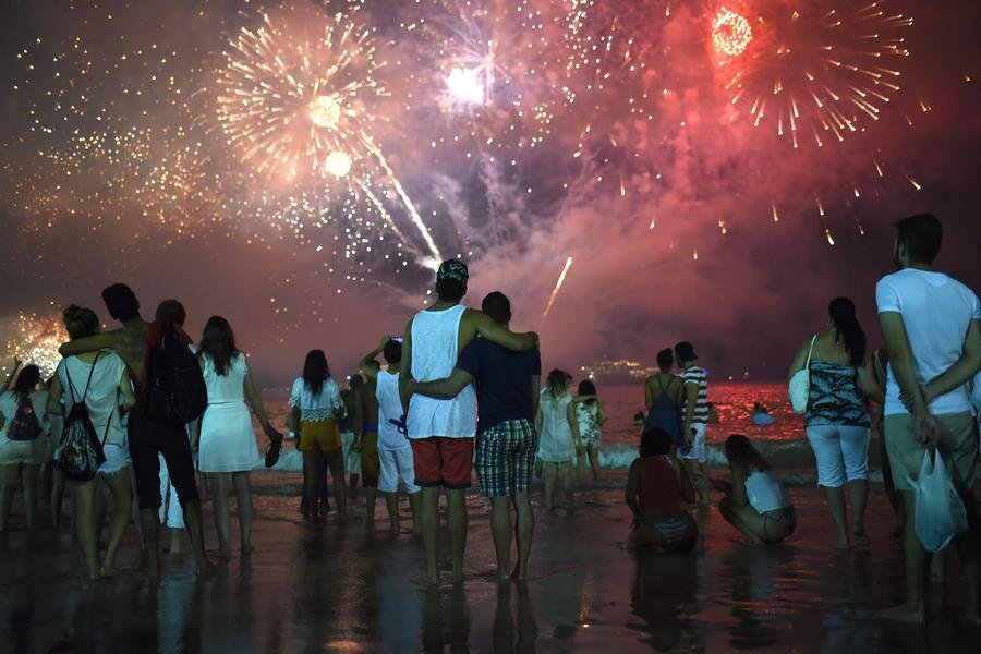 Um espet&aacute;culo com 400 drones v&atilde;o formar belas imagens na festa