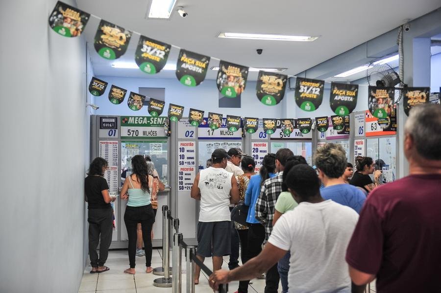 No pr&ecirc;mio maior da Mega-Sena, nenhum ga&uacute;cho acertou os seis n&uacute;meros