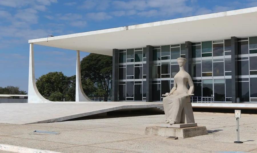 Pedido foi protocolado pela federa&ccedil;&atilde;o partid&aacute;ria formada por PT, PCdoB e PV