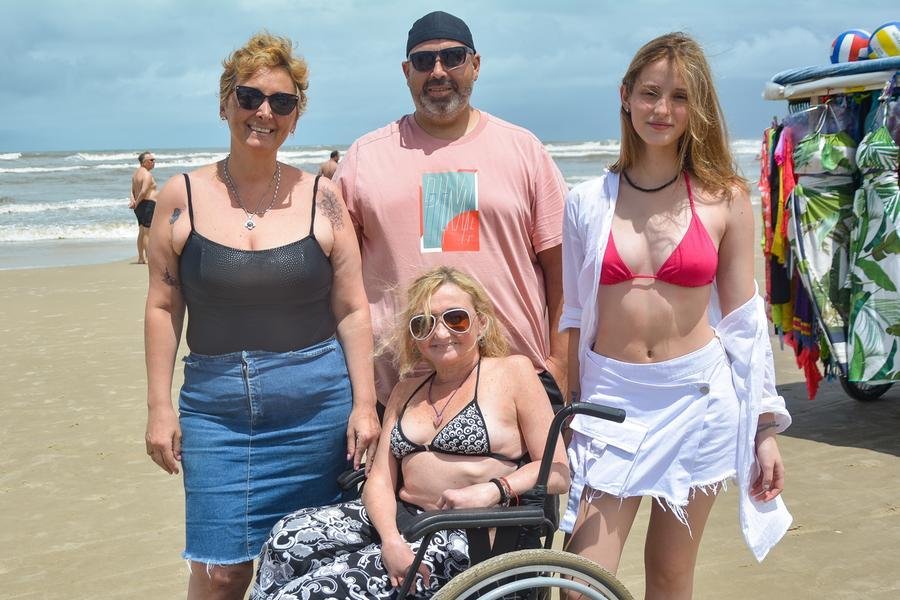 Fam&iacute;lia G&oacute;mez encarou 24 horas de estrada para chegar a Cap&atilde;o da Canoa