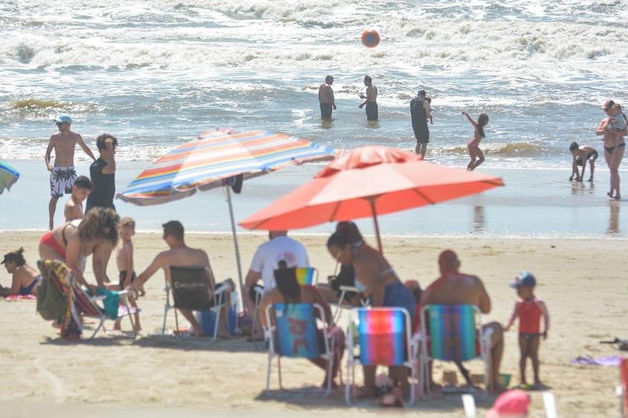 Ingresso de ar mais quente no territ&oacute;rio ga&uacute;cho favorece maior eleva&ccedil;&atilde;o da temperatura neste s&aacute;bado e a tarde ser&aacute; de calor