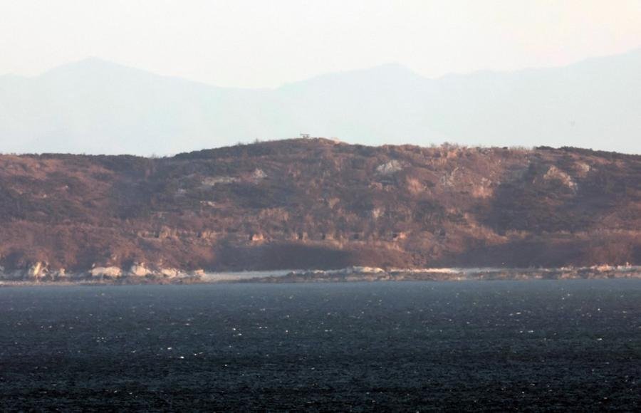 Coreia do Norte lan&ccedil;a m&iacute;sseis novamente