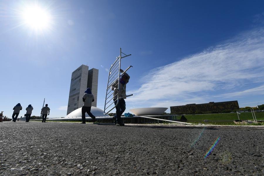 Bras&iacute;lia tem ato para relembrar 8 de janeiro
