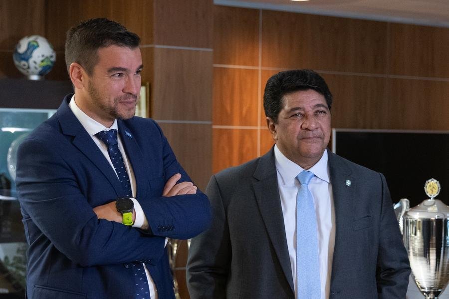 Garc&iacute;a disse que, antes do retorno de Rodrigues, existia um "risco real" de a Sele&ccedil;&atilde;o e os clubes serem impedidos de participar de torneios internacionais