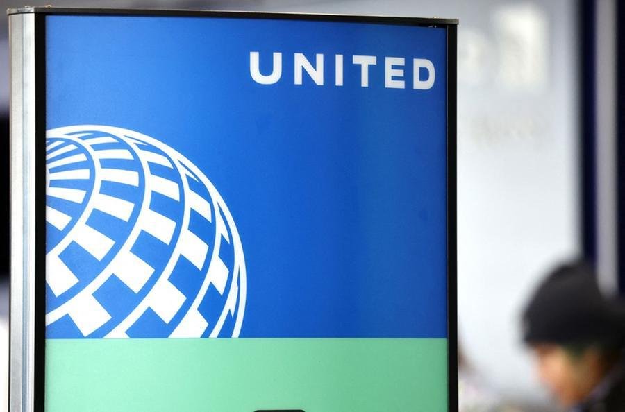 United Airlines diz que encontrou parafusos soltos nos pain&eacute;is de seus 737 MAX