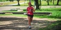Educadora física gosta de correr no Parque Marinha do Brasil devido as árvores do local