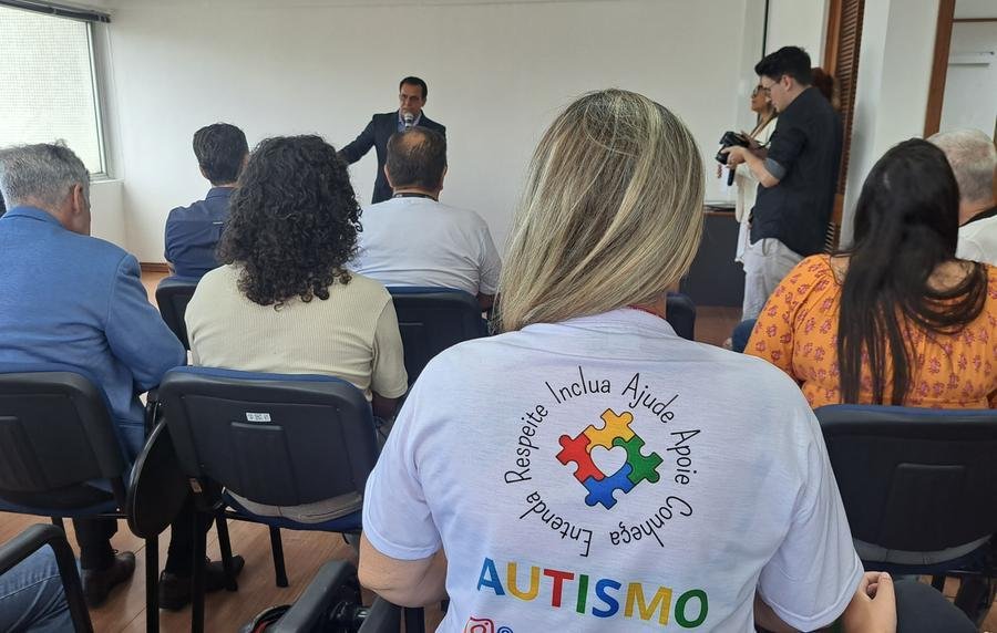 San&ccedil;&atilde;o da Lei que substitui sinais estridentes por musicais em escolas municipais em Porto Alegre