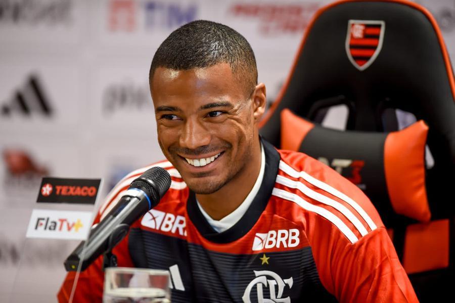 Rivais do Gr&ecirc;mio, brasileiros focam em investimentos pesados na Libertadores