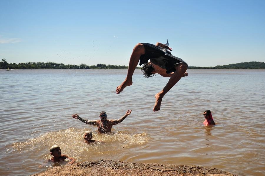 Praia de Bel&eacute;m Novo na zona sul de Porto Alegre