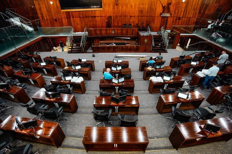 Juntos, PT e PL somam 16 dos 55 deputados da Assembleia ga&uacute;cha