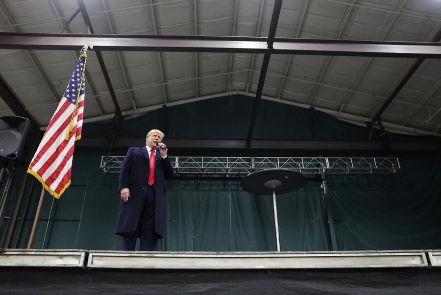 Trump durante discurso em Iowa
