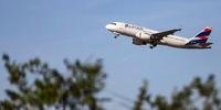 Passageiros da Latam podem alterar data do voo sem custo