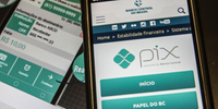 Pix foi o meio de pagamento mais usado no Brasil em 2023, segundo Febraban