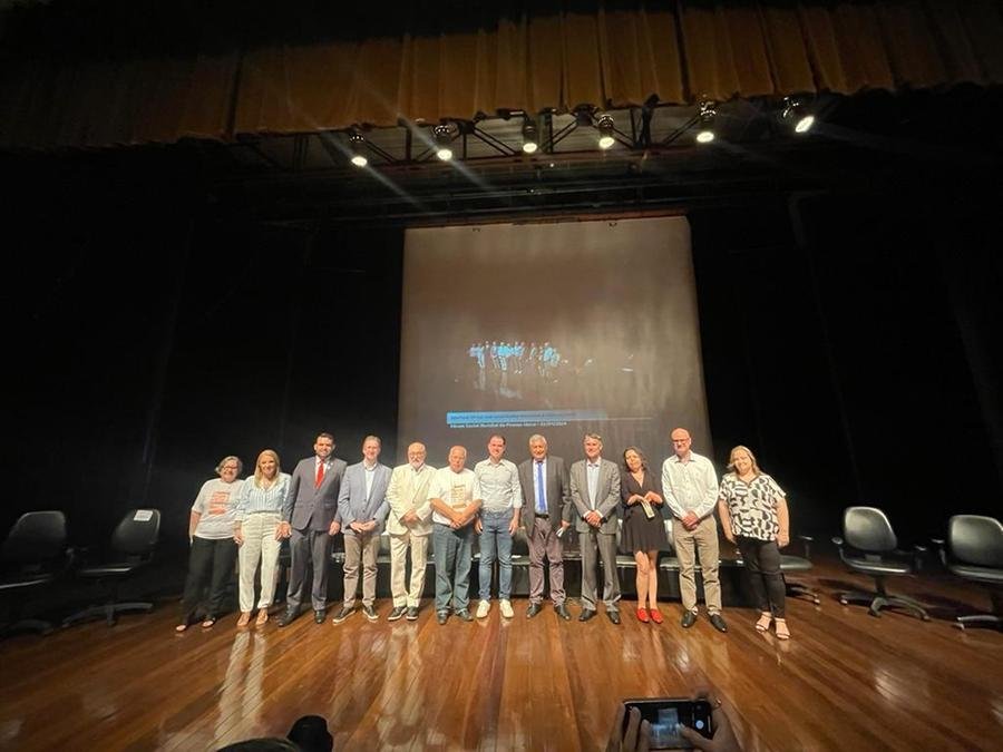 Entre os temas discutidos na abertura, destacam-se a d&eacute;cada do envelhecimento ativo e saud&aacute;vel e cidade amiga do idoso.