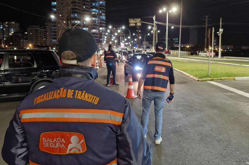 Novo etil&ocirc;metro utilizado pelo DetranRS  funciona por proximidade e realiza uma esp&eacute;cie de triagem