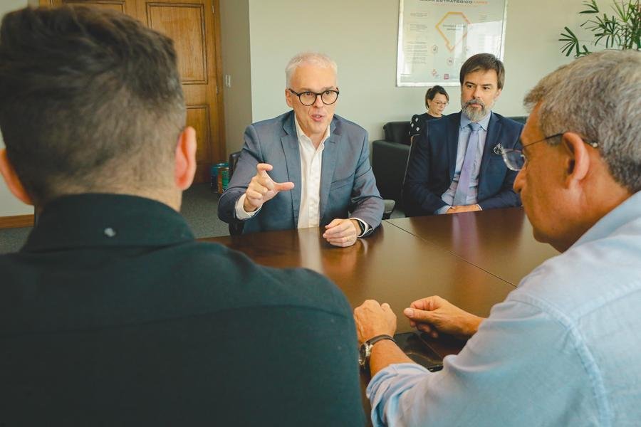 Encontro teve a participa&ccedil;&atilde;o do procurador-geral de Justi&ccedil;a do MPRS, Alexandre Saltz, e do prefeito de Porto Alegre, Sebasti&atilde;o Melo
