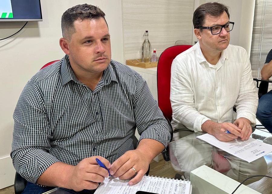 Allan Andr&eacute; Tormen (E)  e Darlan Palharini estar&atilde;o &agrave; frente do Conseleite/RS em 2024 e 2025