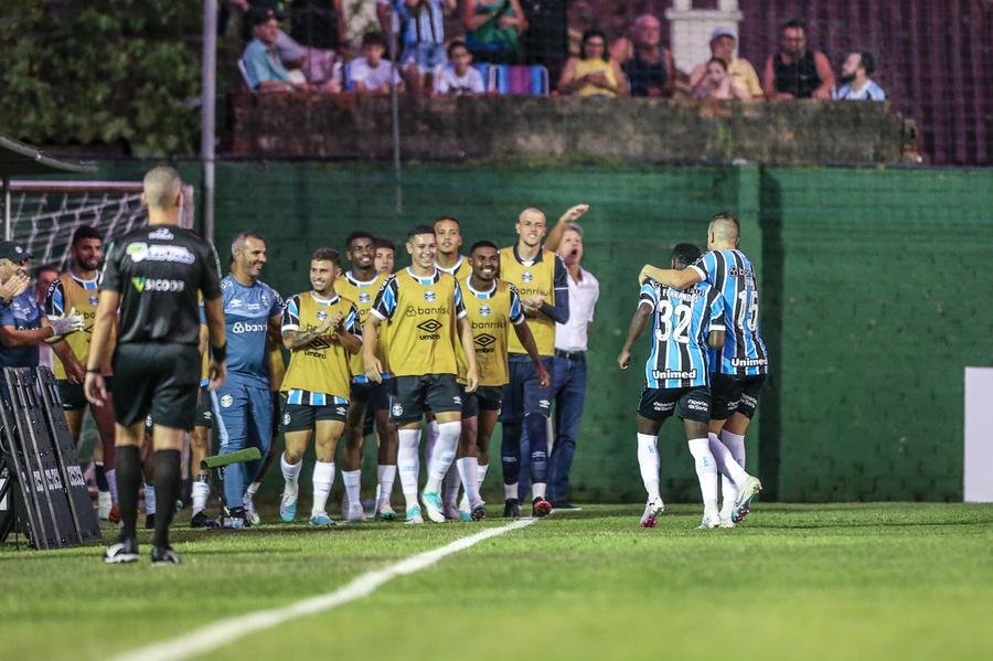 Nathan Fernandes marcou o gol da vit&oacute;ria gremista em jogo truncado