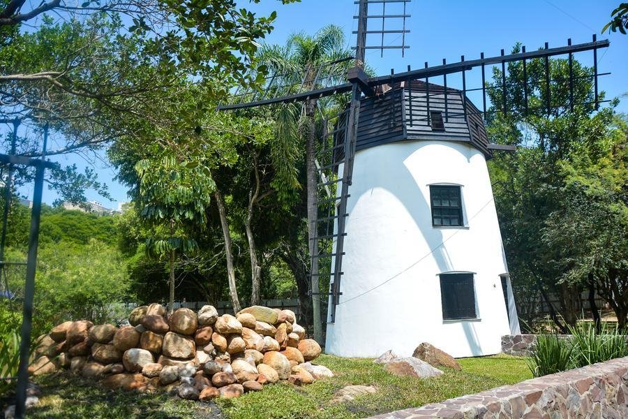 O emblem&aacute;tico Moinho tamb&eacute;m recebeu nova pintura externa