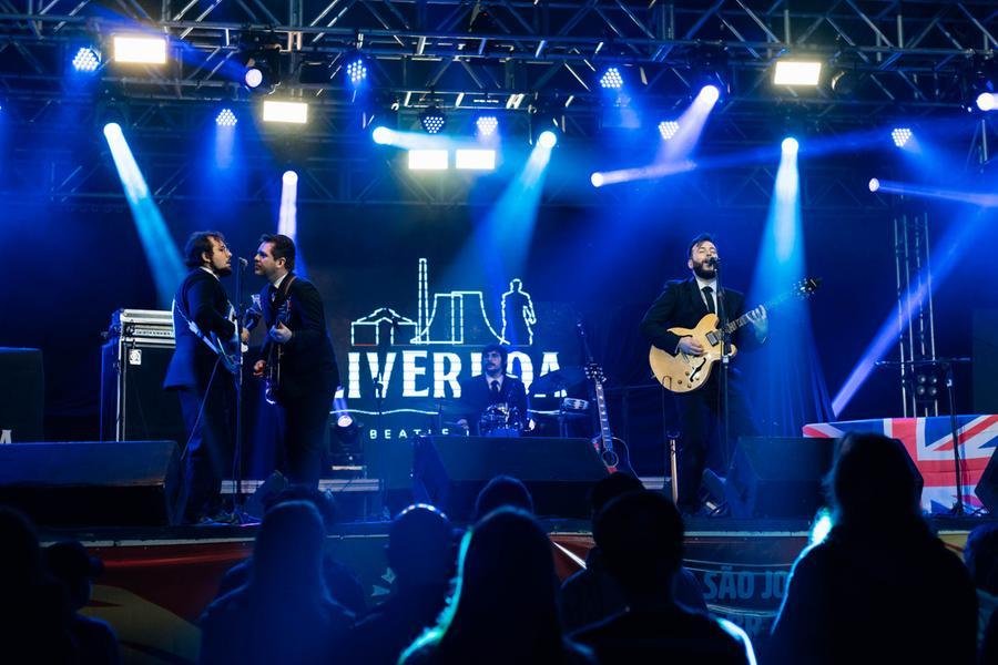 Liverpoa Beatle Band &eacute; uma banda porto-alegrense de tributo aos Beatles que surgiu em 2023