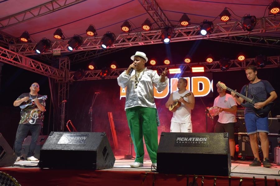 A vencedora na categoria samba do Festival de Itaqui foi "Cora&ccedil;&atilde;o Bem Vagabundo" com o Grupo Ess&ecirc;ncia do Samba
