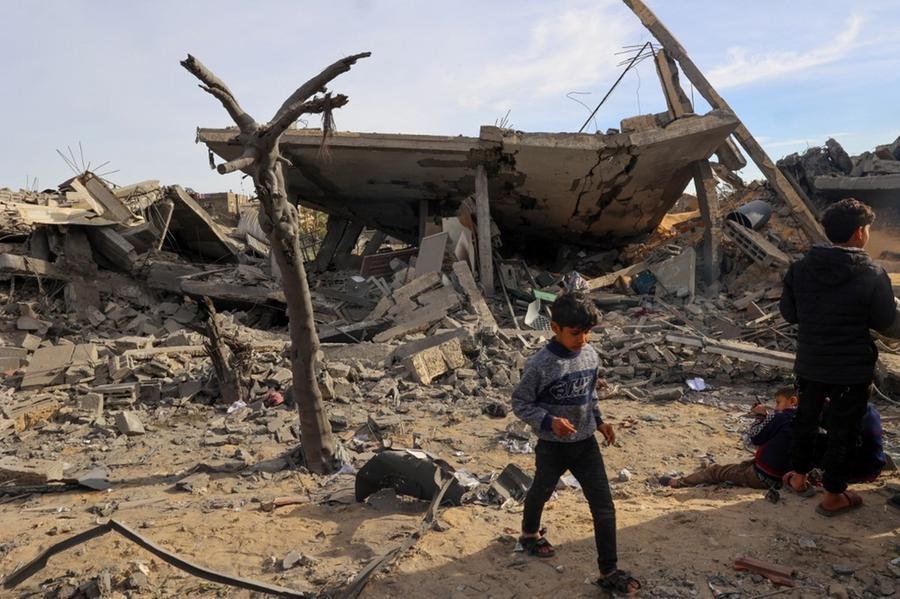 For&ccedil;as de Israel acirraram bombardeios sobre sul de Gaza