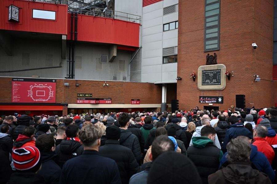 Manchester United e bilion&aacute;rio obt&ecirc;m aprova&ccedil;&atilde;o da Premier League para compra de 25% do clube