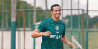 Damião treinou pela primeira vez com a camisa do Coritiba
