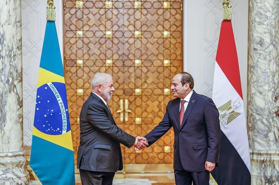 Lula em reuni&atilde;o com o presidente do Egito, Abdel Fatah El-Sisi