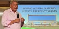 O investimento total na obra do novo Hospital seria de R$ 300 milhões até 2026, com recursos de empréstimo do Governo Federal