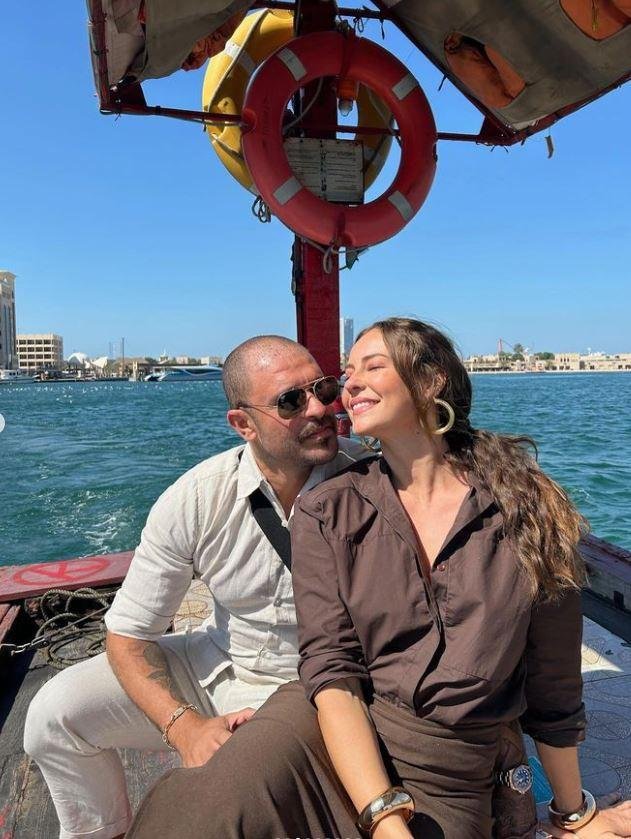 Diogo Nogueira e Paola Oliveira foram descansar em Dubai