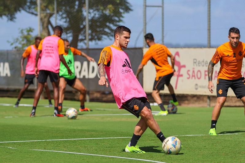 Inter tem equipe mais experiente em Gre-Nais