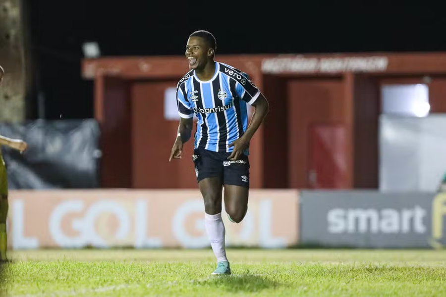 Jardiel foi o artilheiro da Copa S&atilde;o Paulo de Futebol J&uacute;nior com nove gols