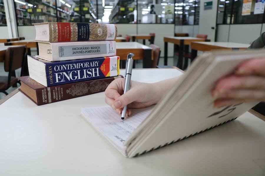 Projeto segue exigindo que seja demonstrada capacita&ccedil;&atilde;o t&eacute;cnica e que os candidatos cumpram os requisitos de forma&ccedil;&atilde;o acad&ecirc;mica