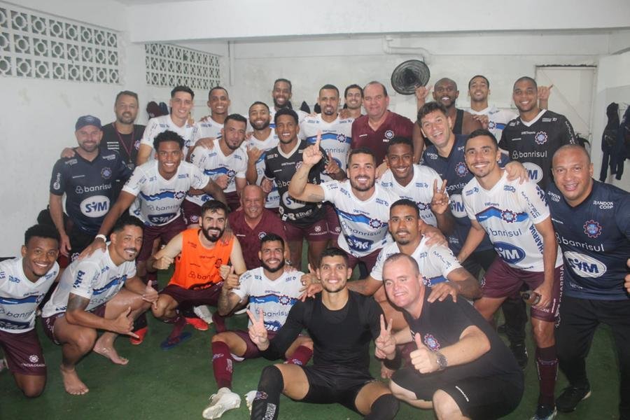Caxias supera Portuguesa Santista e se classifica para enfrentar o Bahia na Copa do Brasil