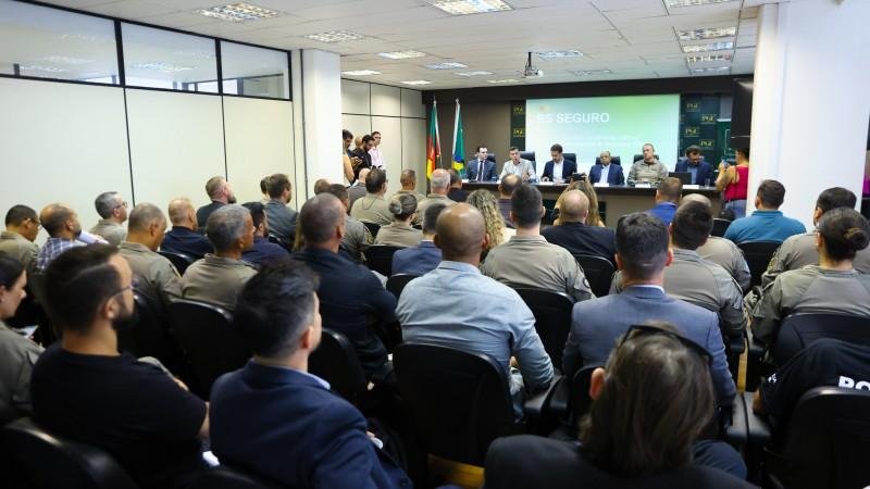 Policiais lotaram o audit&oacute;rio da Procuradoria-Geral do Estado para as oficinas
