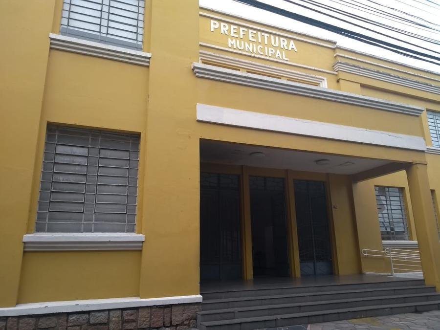 O economista e ex-secret&aacute;rio da fazenda diz que o d&eacute;ficit or&ccedil;ament&aacute;rio &eacute; uma previs&atilde;o e est&aacute; nas m&atilde;os do atual gestor cont&ecirc;-lo