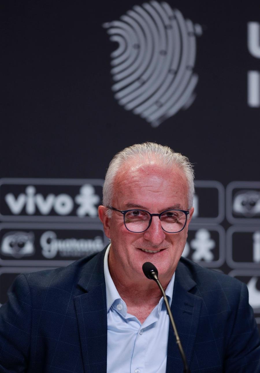 Convoca&ccedil;&atilde;o do t&eacute;cnico Dorival J&uacute;nior