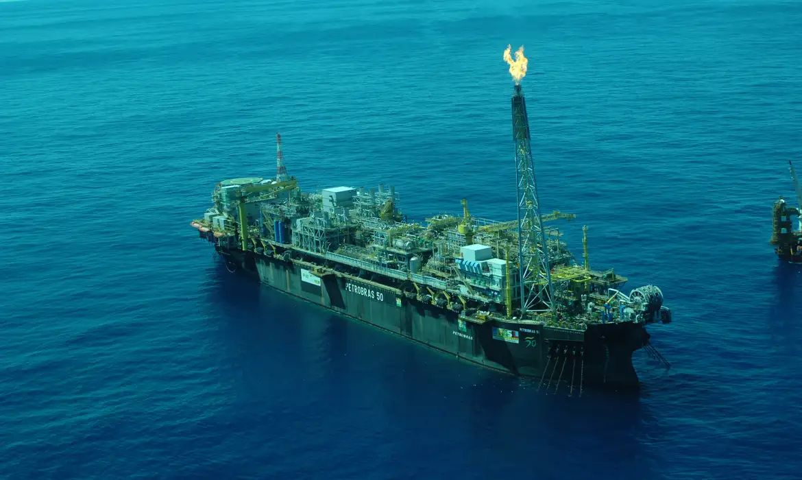 Guerra no Oriente M&eacute;dio muda mercado de petr&oacute;leo