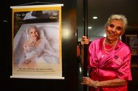 Aos 96 anos, Yara Grabin participa ativamente e é uma das modelos do calendário solidário da melhor idade