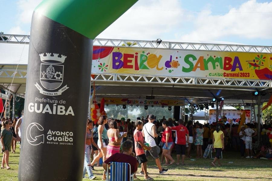 Concursos, desfiles de blocos carnavalescos acontecem na regi&atilde;o da orla do Gua&iacute;ba