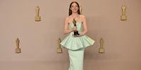 Emma Stone levou seu segundo Oscar de Melhor Atriz na noite de domingo