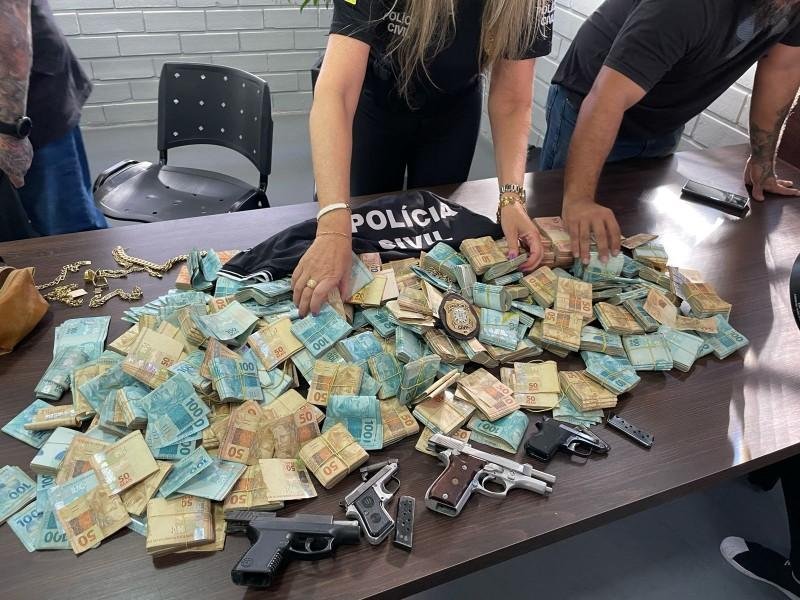 Pol&iacute;cia Civil mira fac&ccedil;&atilde;o que utilizou empresas para burlar os mecanismos de controle de movimenta&ccedil;&otilde;es financeiras